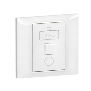 Fused Connection Units 13A – Switched + neon + cord outlet Belanko 617682 Legrand