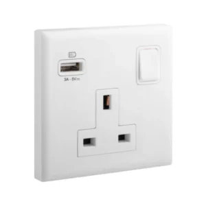 Ổ cắm đơn 3 chấu chuẩn Anh có công tắc 1 cực 13A kèm USB A Eloe | 618058 Legrand