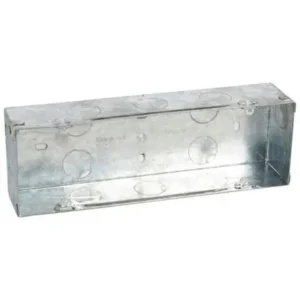 Hộp gắn phẳng – theo tiêu chuẩn Arteor của Anh – 8 Module – 689038 Legrand