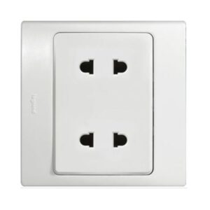 Ổ cắm đôi 2 cực Mallia chuẩn Âu-Mỹ – 281102 Legrand